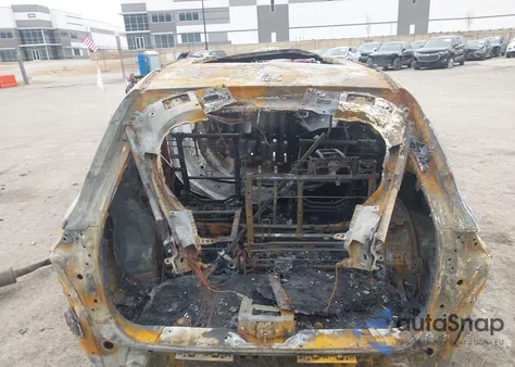 2022 Toyota Highlander Platinum z USA, uszkodzony, nr VIN 5TDFZRBH7NS190553